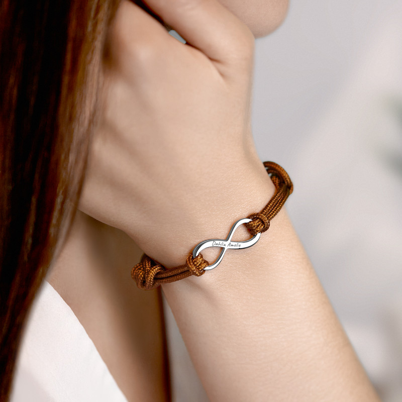 Signe Infini Personnalisé avec Bracelet Corde en Marron